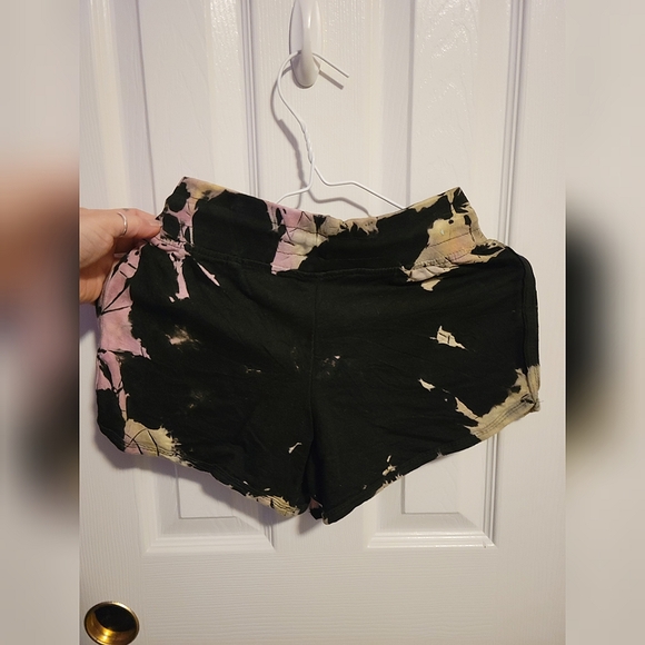 NWT Tye Dye Booty Shorts - Picture 2 of 4